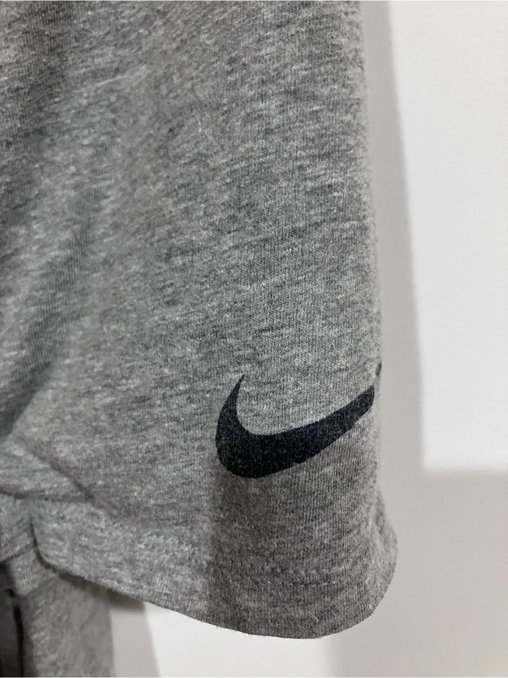 Nike Men’s Gray 'Property of Bears' Short Sleeve Tee Size Medium